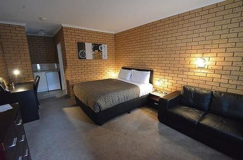 Avondel Motor Inn เบแนลลา ภายนอก รูปภาพ